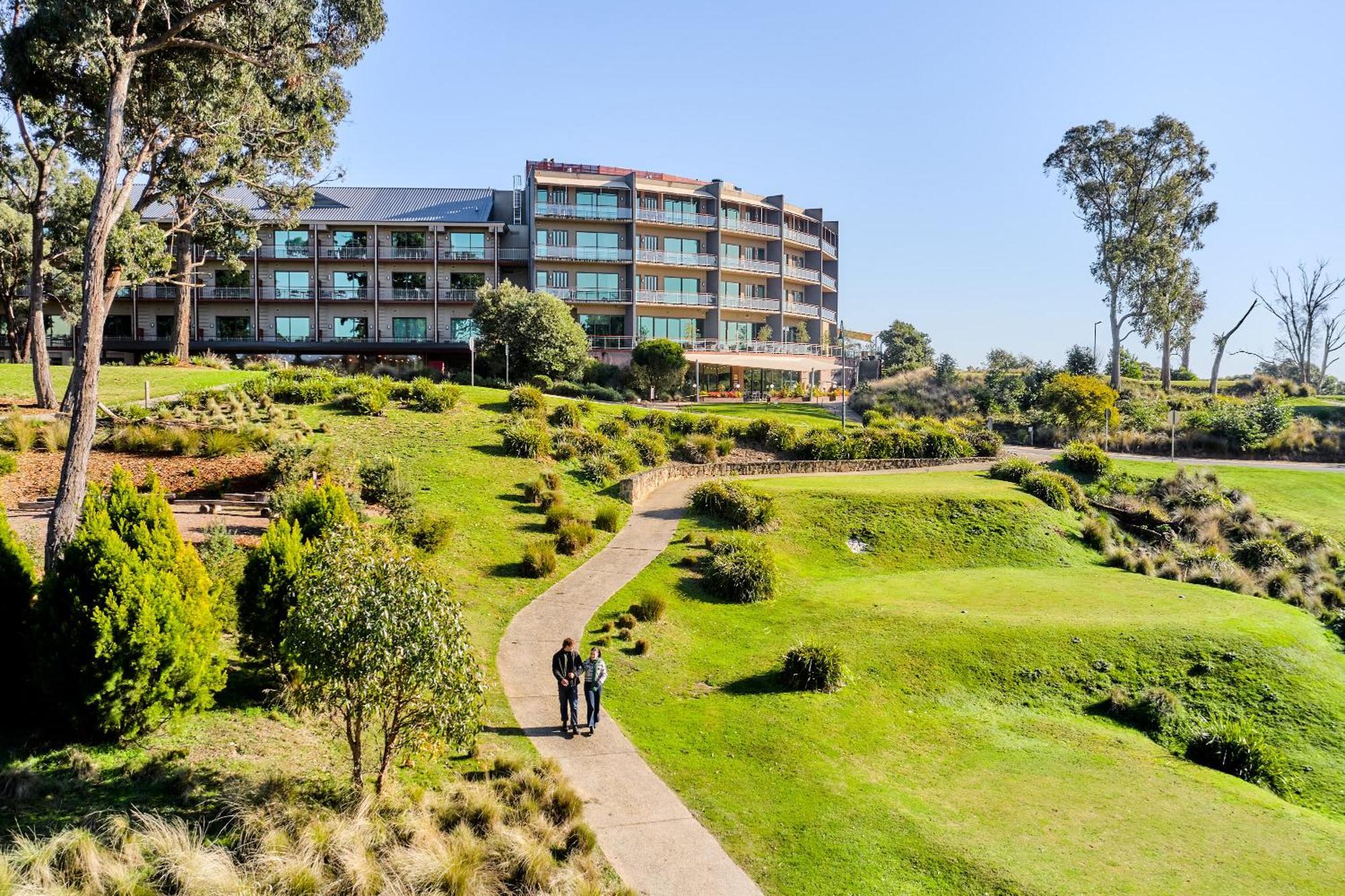 Racv Goldfields Resort Кресуик Екстериор снимка